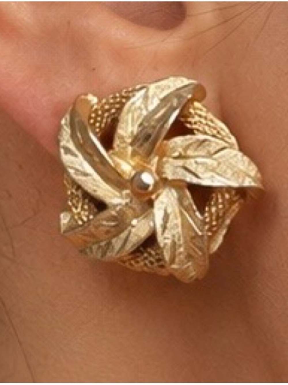 Kramer of New York Vintage Gold Tone Textured Leaf Floral Clip On Earrings 1.25"